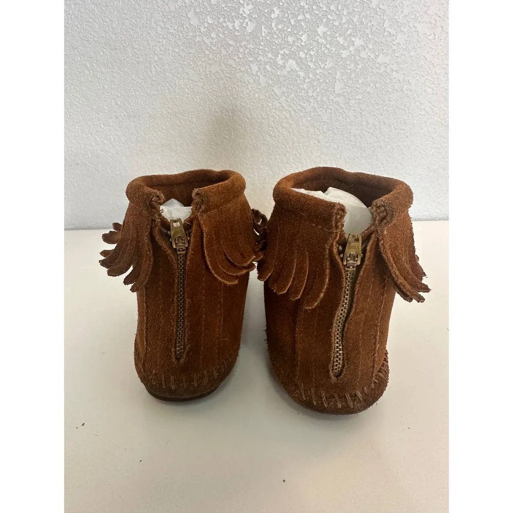Minnetonka suede moccasin